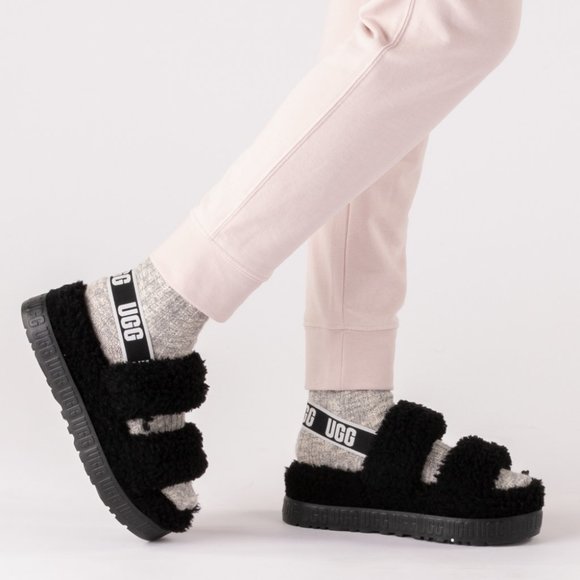 NEW size 8-8.5/39 UGG Oh Fluffita Fur Platform Slides - Picture 1 of 10